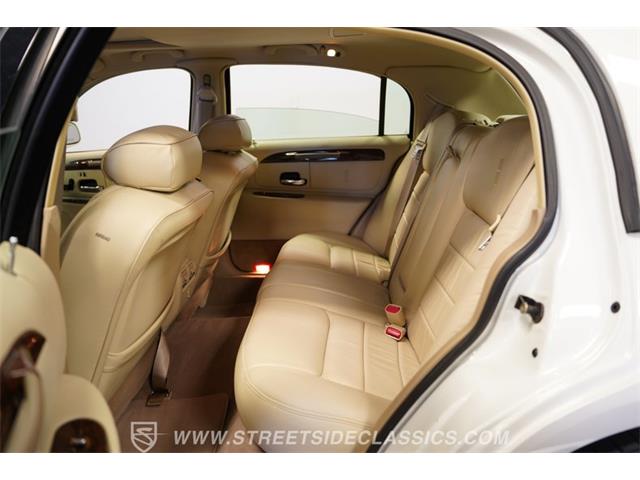 2000 Lincoln Town Car (CC-2071234) for sale in Concord, North Carolina