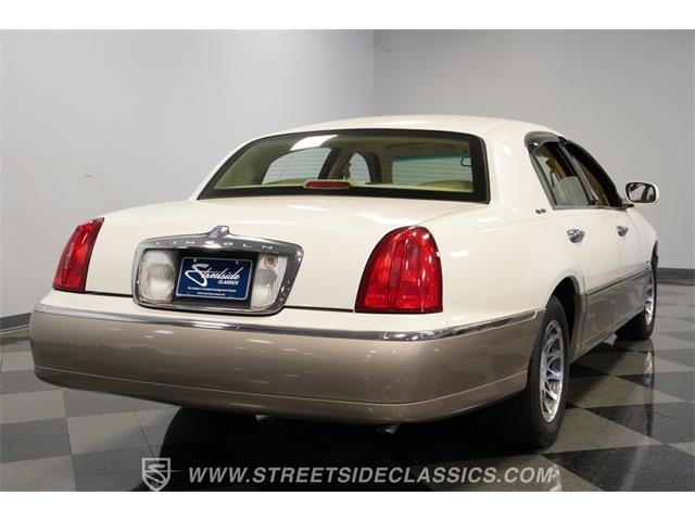 2000 Lincoln Town Car (CC-2071234) for sale in Concord, North Carolina