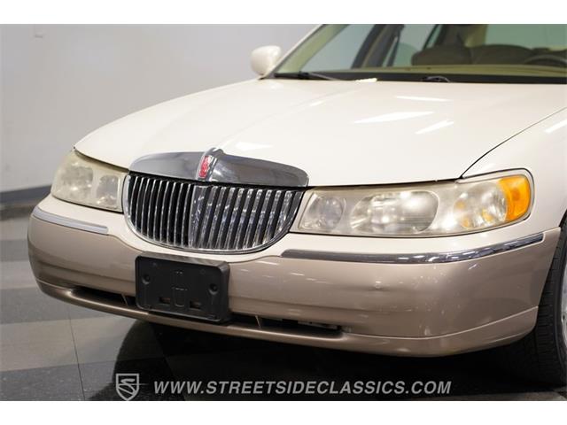 2000 Lincoln Town Car (CC-2071234) for sale in Concord, North Carolina