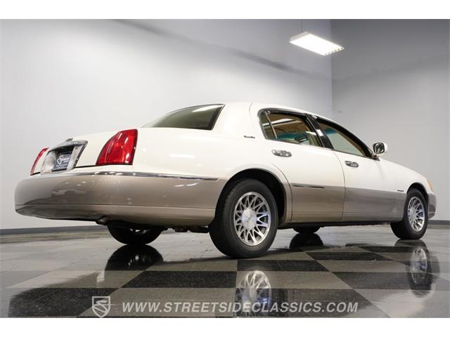 2000 Lincoln Town Car (CC-2071234) for sale in Concord, North Carolina