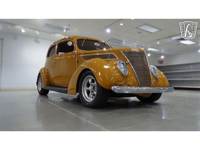 1937 Ford Sedan (CC-2071250) for sale in O'Fallon, Illinois