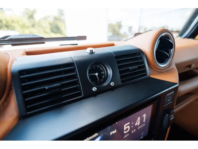 1993 Land Rover Defender 110 (CC-2071333) for sale in Carrollton, Texas