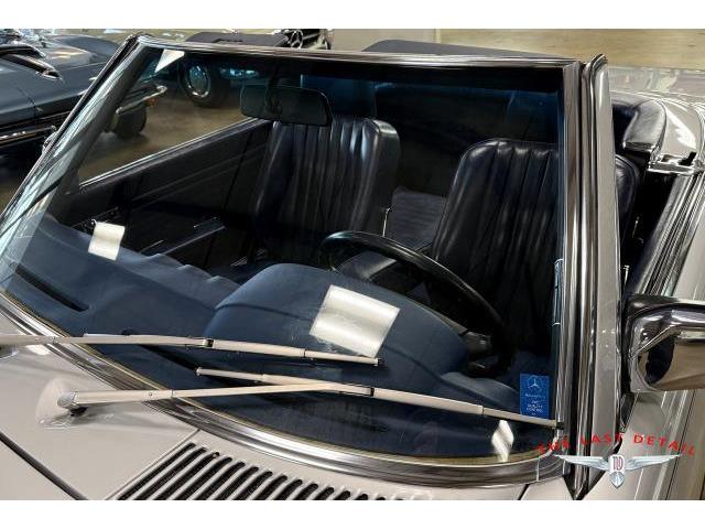 1987 Mercedes-Benz 560 (CC-2071392) for sale in Chicago, Illinois