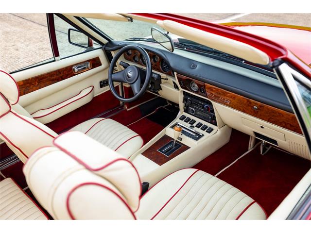 1989 Aston Martin V8 (CC-2071526) for sale in Huntington Station, New York