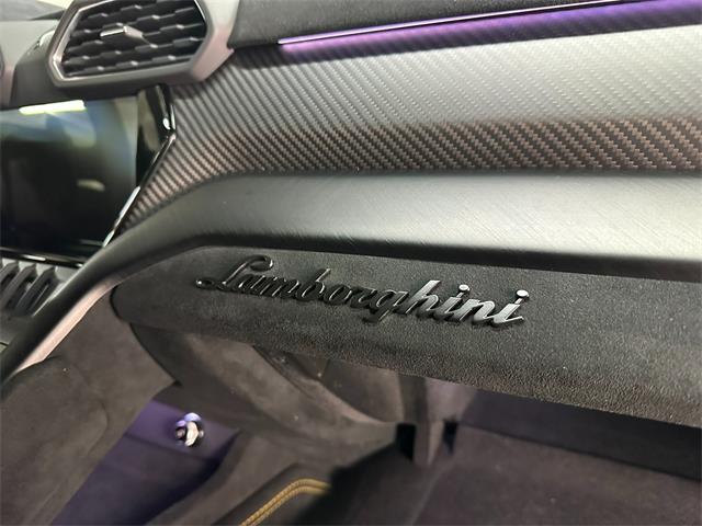 2023 Lamborghini Urus (CC-2071528) for sale in Huntington Station, New York