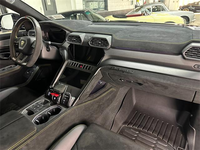 2023 Lamborghini Urus (CC-2071528) for sale in Huntington Station, New York