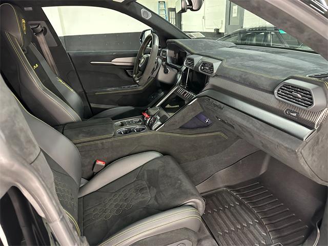 2023 Lamborghini Urus (CC-2071528) for sale in Huntington Station, New York