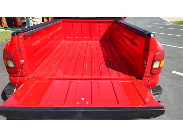 2000 GMC Sierra (CC-2071588) for sale in Goodrich, Michigan