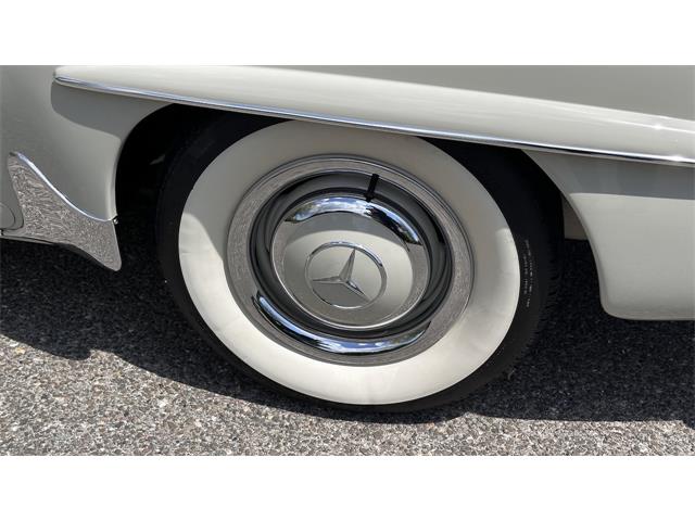 1963 Mercedes-Benz 190SL (CC-2071659) for sale in Southampton, New York