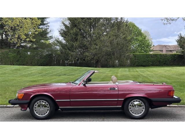 1989 Mercedes-Benz 560SL (CC-2071682) for sale in Southampton, New York