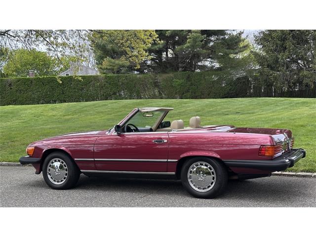 1989 Mercedes-Benz 560SL (CC-2071682) for sale in Southampton, New York