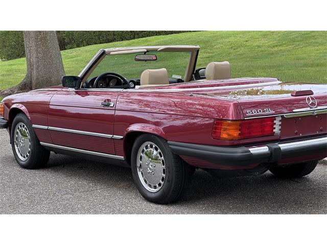 1989 Mercedes-Benz 560SL (CC-2071682) for sale in Southampton, New York