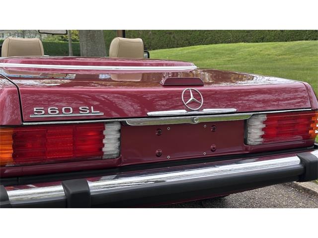 1989 Mercedes-Benz 560SL (CC-2071682) for sale in Southampton, New York