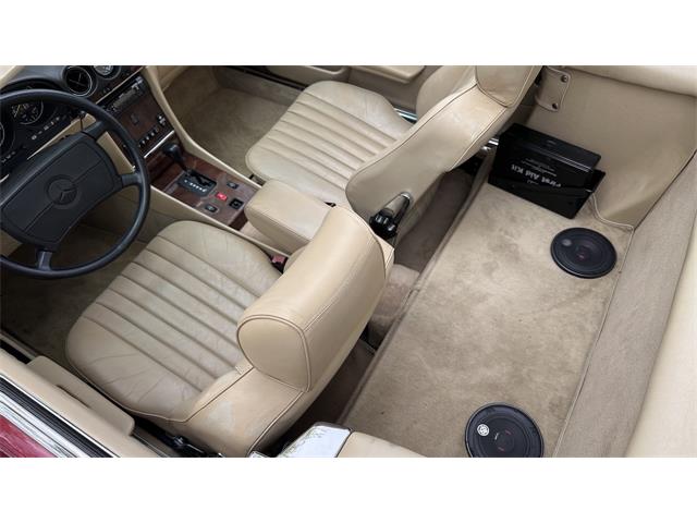 1989 Mercedes-Benz 560SL (CC-2071682) for sale in Southampton, New York