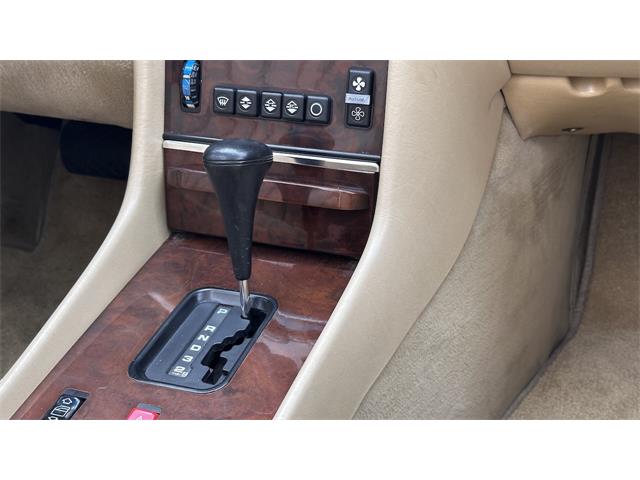 1989 Mercedes-Benz 560SL (CC-2071682) for sale in Southampton, New York