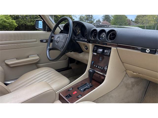 1989 Mercedes-Benz 560SL (CC-2071682) for sale in Southampton, New York