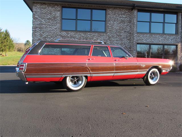 1972 Chrysler Town & Country (CC-2070170) for sale in Mill Hall, Pennsylvania