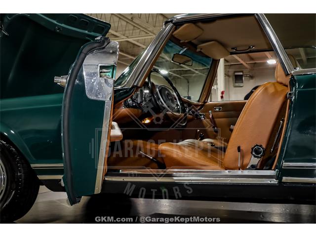 1970 Mercedes-Benz 280SL (CC-2071759) for sale in Grand Rapids, Michigan