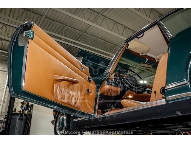 1970 Mercedes-Benz 280SL (CC-2071759) for sale in Grand Rapids, Michigan