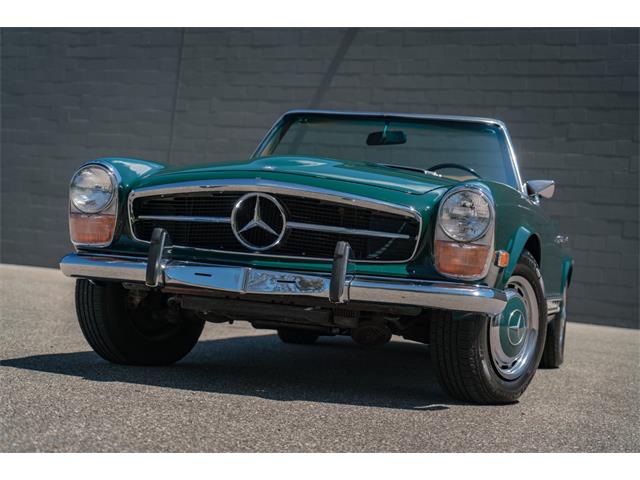 1970 Mercedes-Benz 280SL (CC-2071759) for sale in Grand Rapids, Michigan