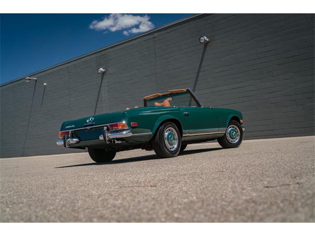 1970 Mercedes-Benz 280SL (CC-2071759) for sale in Grand Rapids, Michigan
