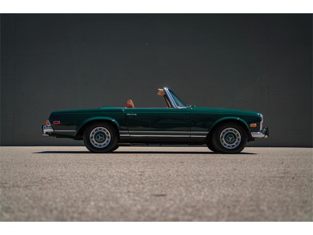 1970 Mercedes-Benz 280SL (CC-2071759) for sale in Grand Rapids, Michigan