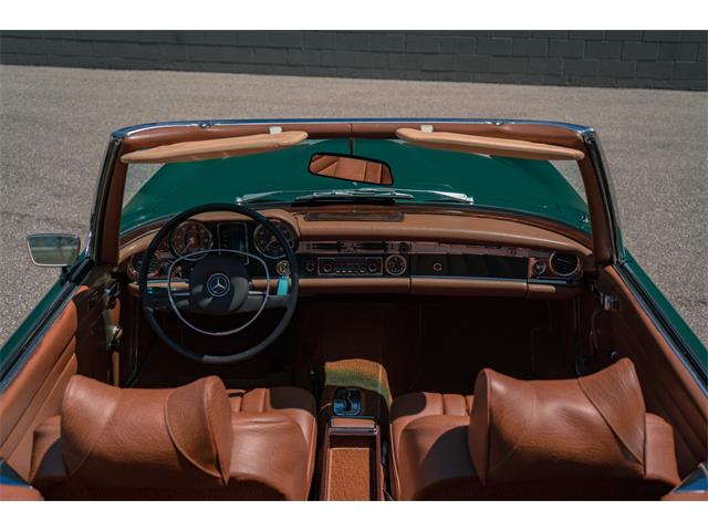 1970 Mercedes-Benz 280SL (CC-2071759) for sale in Grand Rapids, Michigan