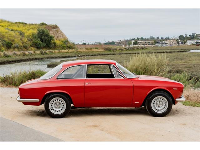 1965 Alfa Romeo Giulia Spider (CC-2071880) for sale in Costa Mesa, California