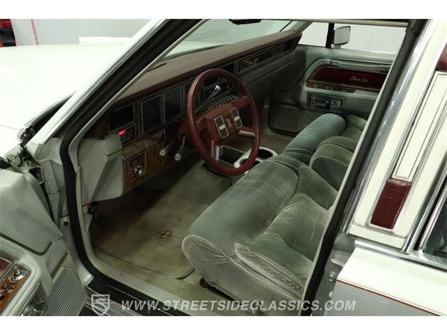 1984 Lincoln Town Car (CC-2071953) for sale in Lutz, Florida