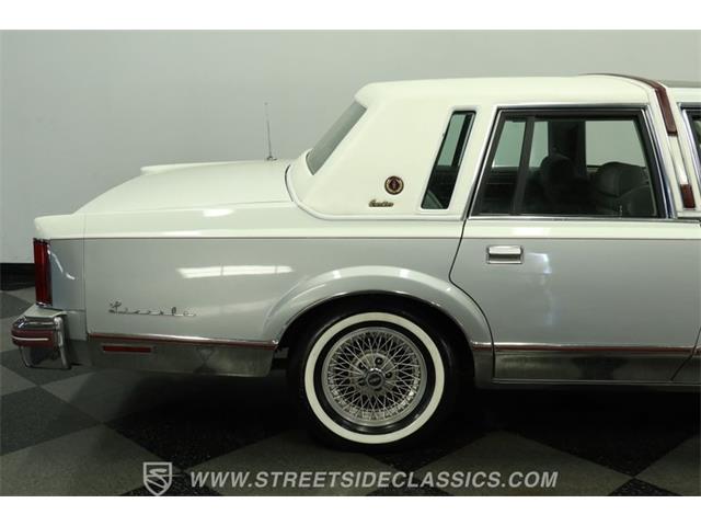 1984 Lincoln Town Car (CC-2071953) for sale in Lutz, Florida