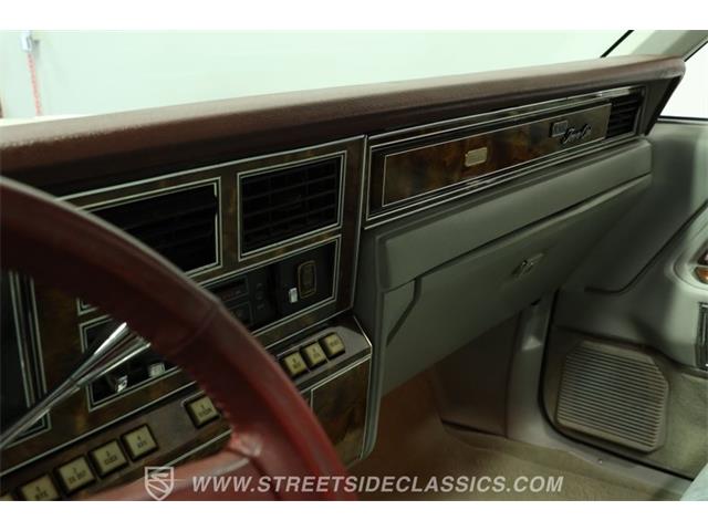 1984 Lincoln Town Car (CC-2071953) for sale in Lutz, Florida