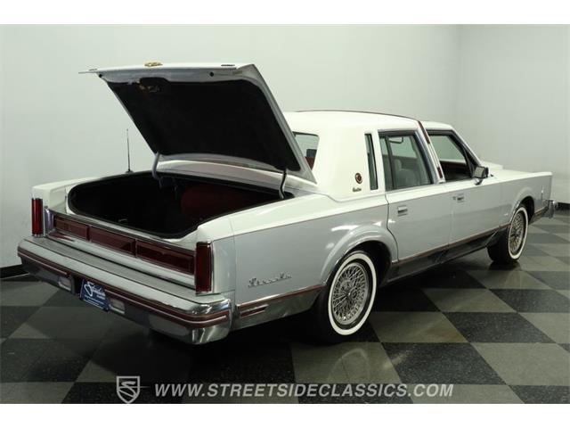 1984 Lincoln Town Car (CC-2071953) for sale in Lutz, Florida