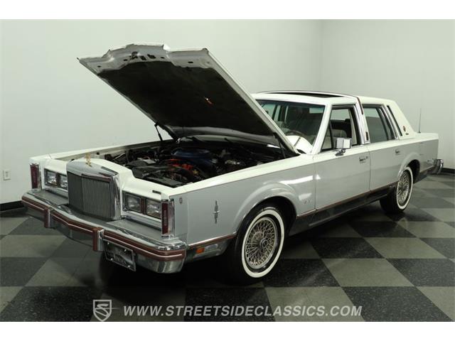 1984 Lincoln Town Car (CC-2071953) for sale in Lutz, Florida
