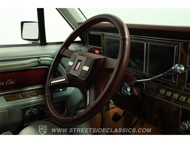 1984 Lincoln Town Car (CC-2071953) for sale in Lutz, Florida