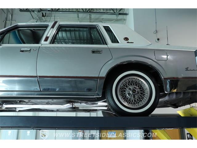 1984 Lincoln Town Car (CC-2071953) for sale in Lutz, Florida