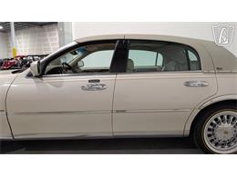 2001 Lincoln Town Car (CC-2071975) for sale in Caledonia, Wisconsin