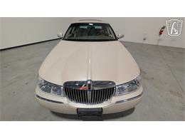 2001 Lincoln Town Car (CC-2071975) for sale in Caledonia, Wisconsin