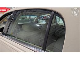 2001 Lincoln Town Car (CC-2071975) for sale in Caledonia, Wisconsin
