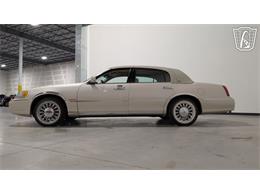 2001 Lincoln Town Car (CC-2071975) for sale in Caledonia, Wisconsin