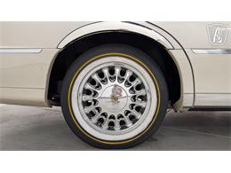 2001 Lincoln Town Car (CC-2071975) for sale in Caledonia, Wisconsin