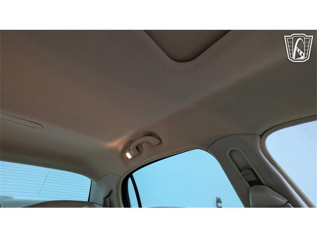 2001 Lincoln Town Car (CC-2071975) for sale in Caledonia, Wisconsin