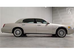 2001 Lincoln Town Car (CC-2071975) for sale in Caledonia, Wisconsin