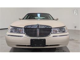 2001 Lincoln Town Car (CC-2071975) for sale in Caledonia, Wisconsin