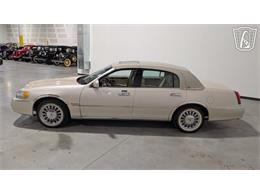 2001 Lincoln Town Car (CC-2071975) for sale in Caledonia, Wisconsin