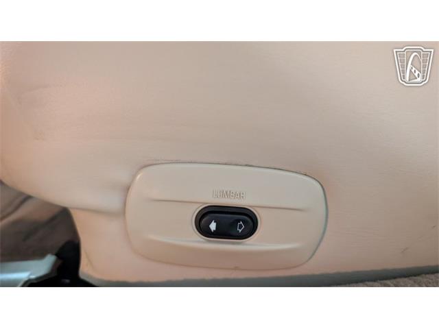 2001 Lincoln Town Car (CC-2071975) for sale in Caledonia, Wisconsin