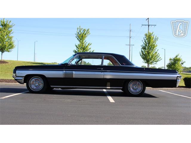 1962 Oldsmobile Starfire (CC-2071988) for sale in Olathe, Kansas