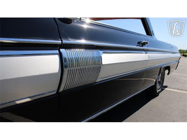 1962 Oldsmobile Starfire (CC-2071988) for sale in Olathe, Kansas