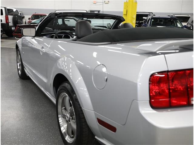2005 Ford Mustang (CC-2072128) for sale in Addison, Illinois