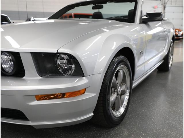 2005 Ford Mustang (CC-2072128) for sale in Addison, Illinois