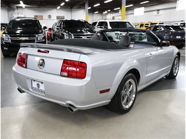 2005 Ford Mustang (CC-2072128) for sale in Addison, Illinois